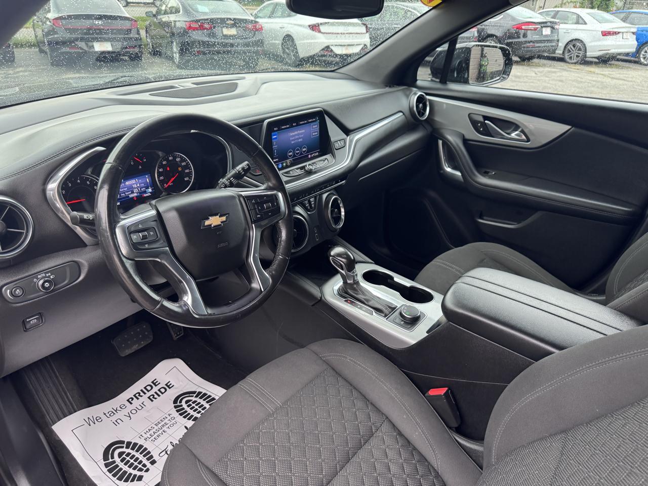 Chevrolet Blazer FWD 4dr w/2LT 2019