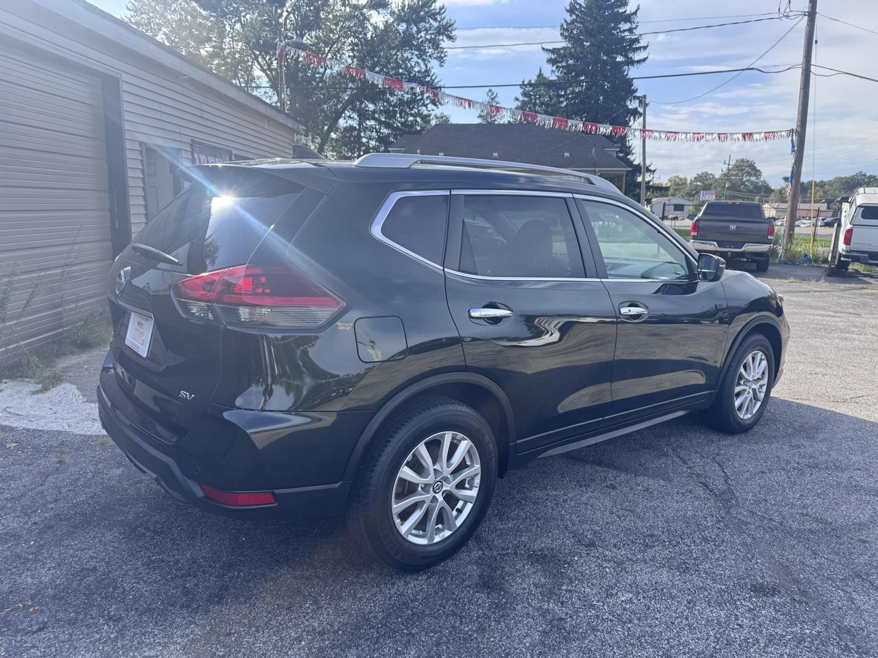 Nissan ROGUE S/SV  2020