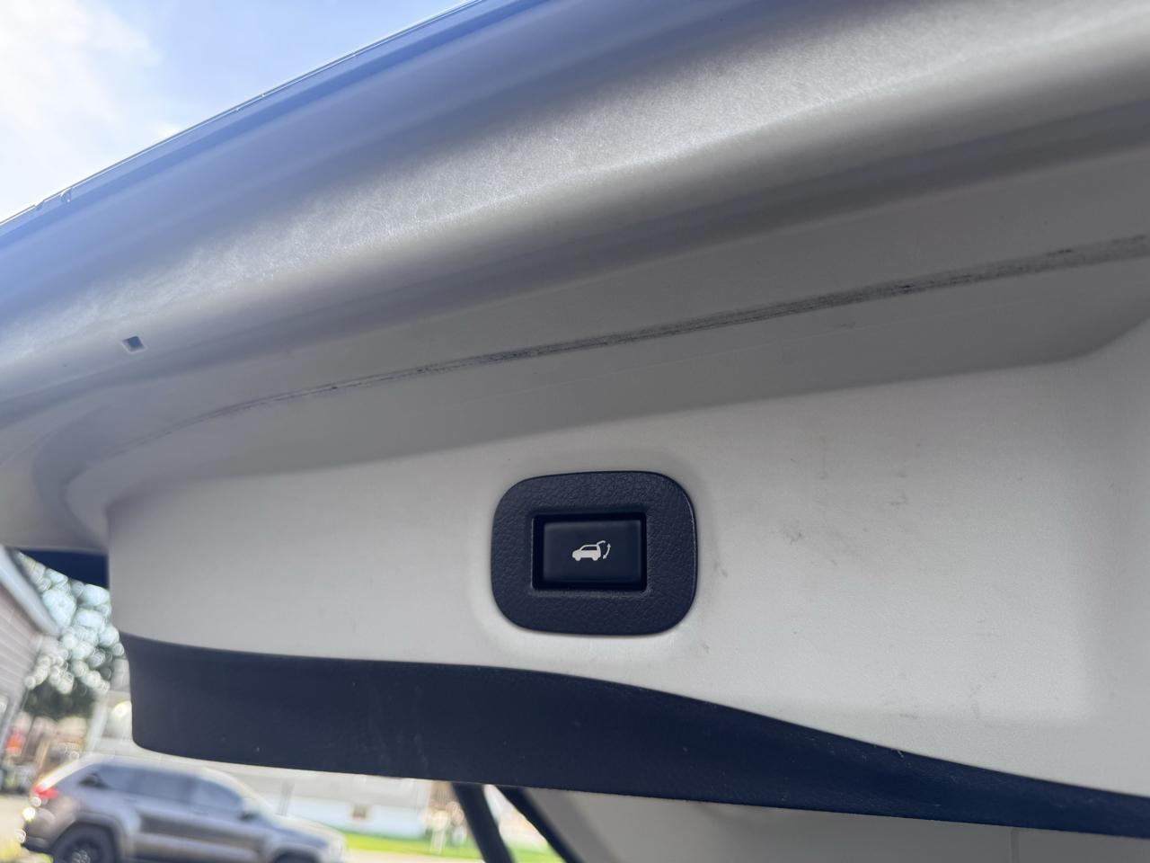 Nissan ROGUE S/SV  2020