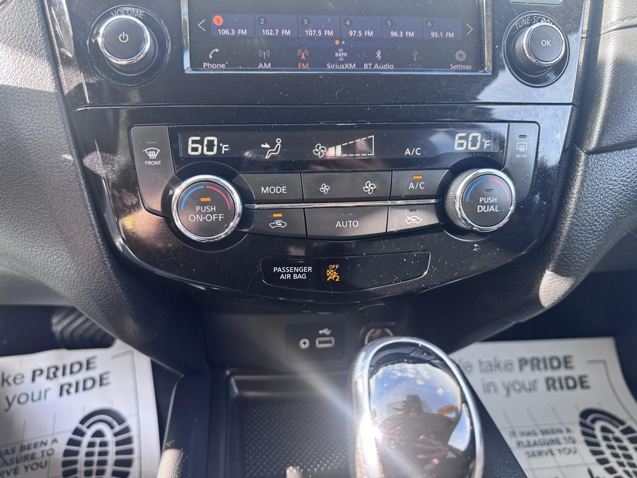 Nissan ROGUE S/SV  2020