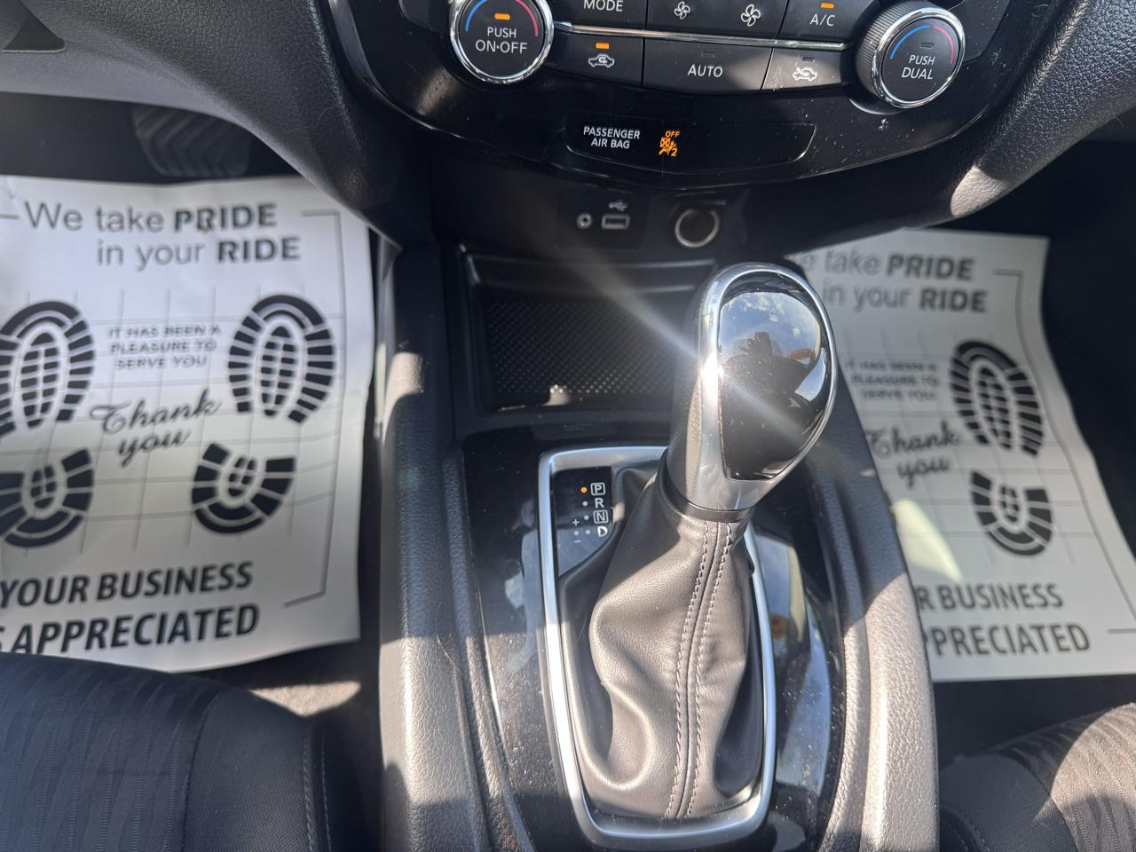 Nissan ROGUE S/SV  2020