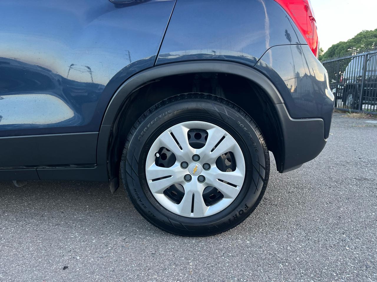 Chevrolet Trax LS FWD 2018