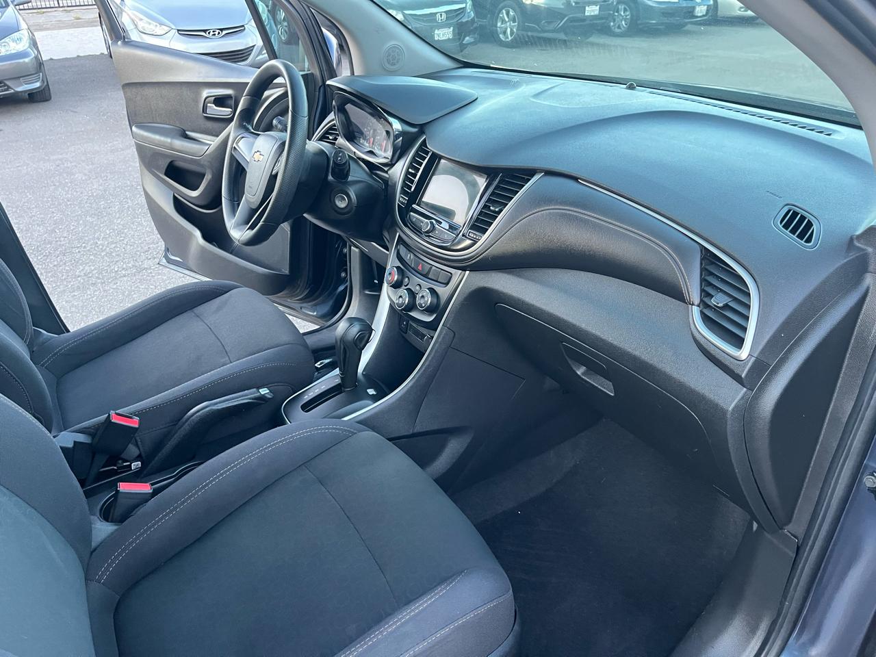 Chevrolet Trax LS FWD 2018