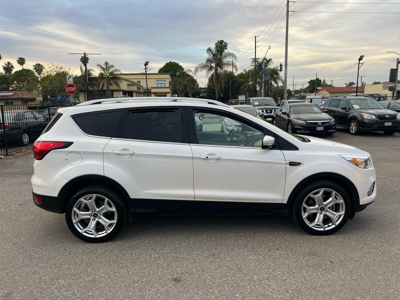 Ford Escape Titanium FWD 2019
