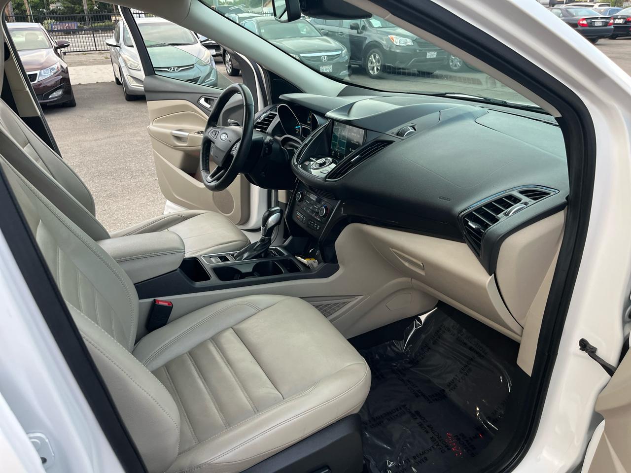 Ford Escape Titanium FWD 2019