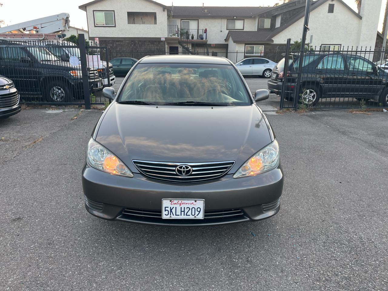 Toyota Camry LE 2005