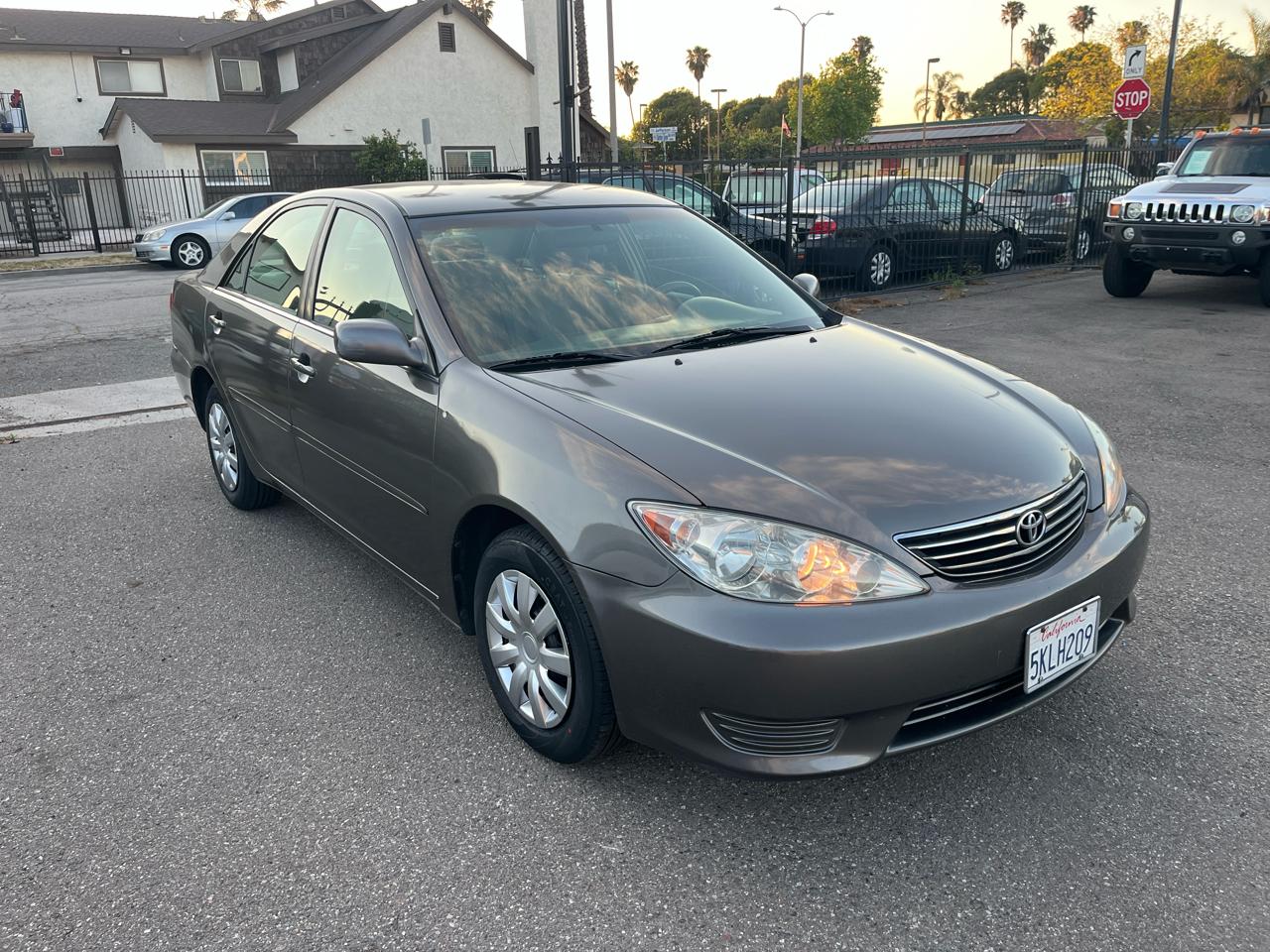 Toyota Camry LE 2005