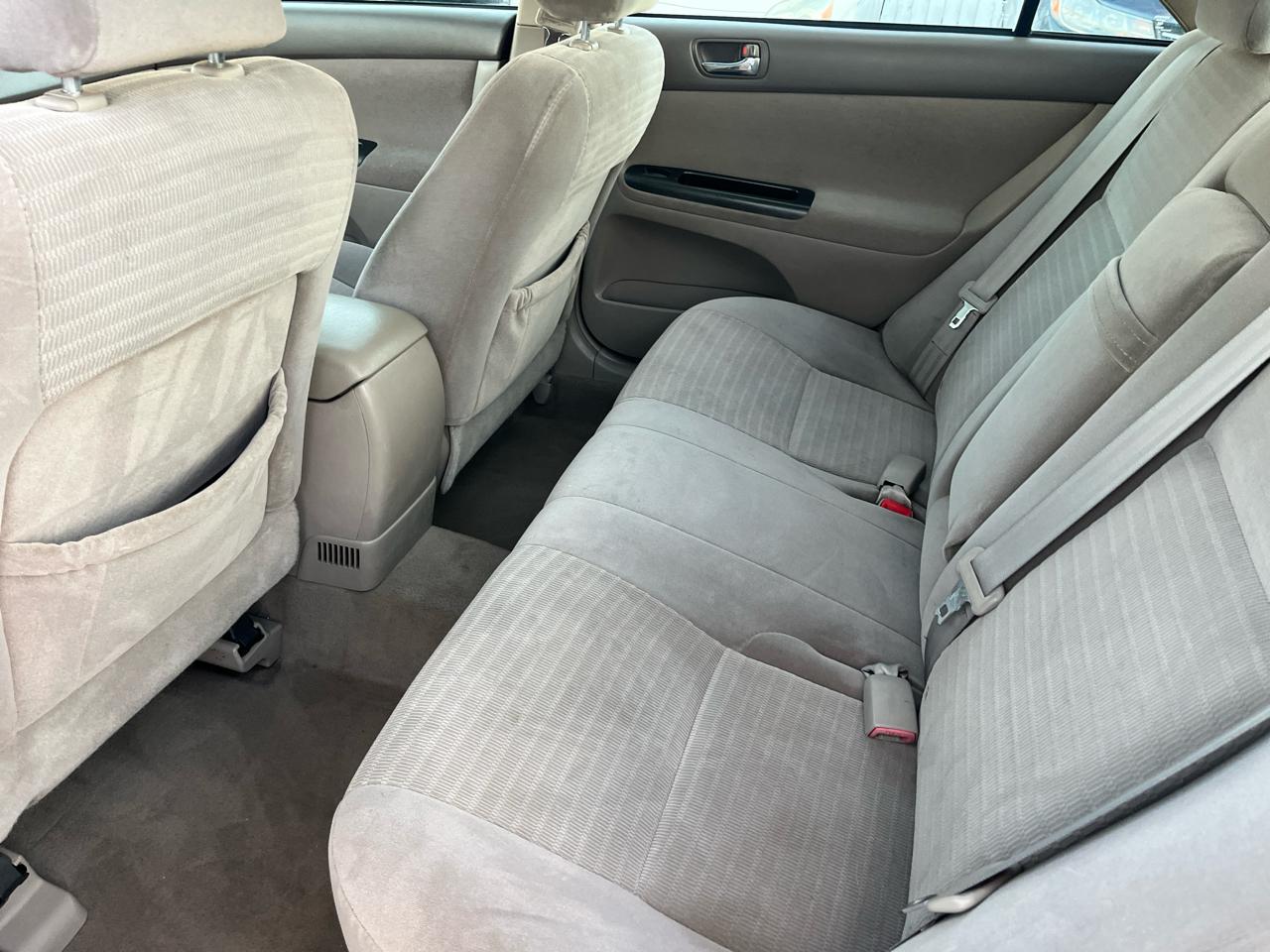 Toyota Camry LE 2005