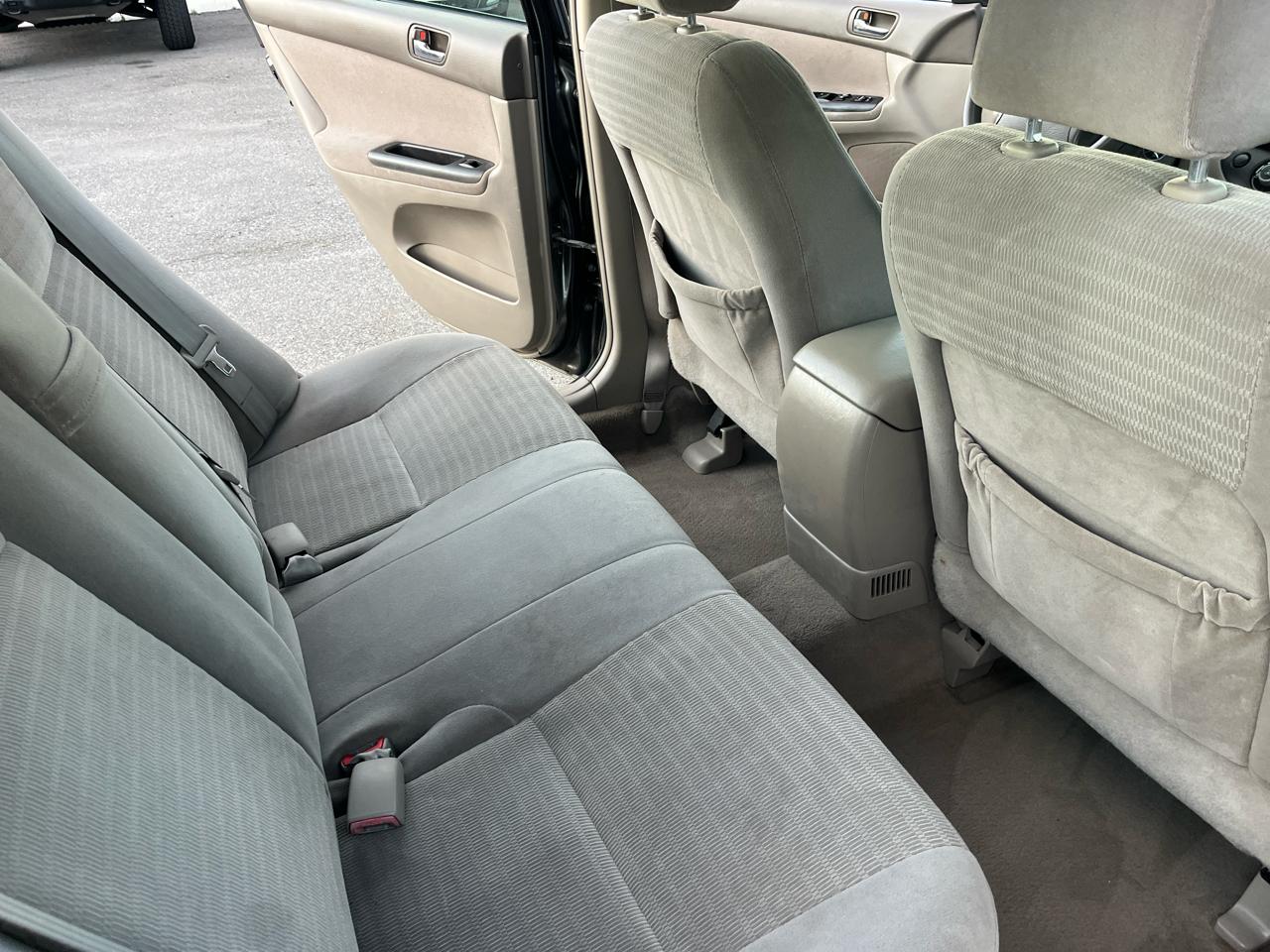 Toyota Camry LE 2005