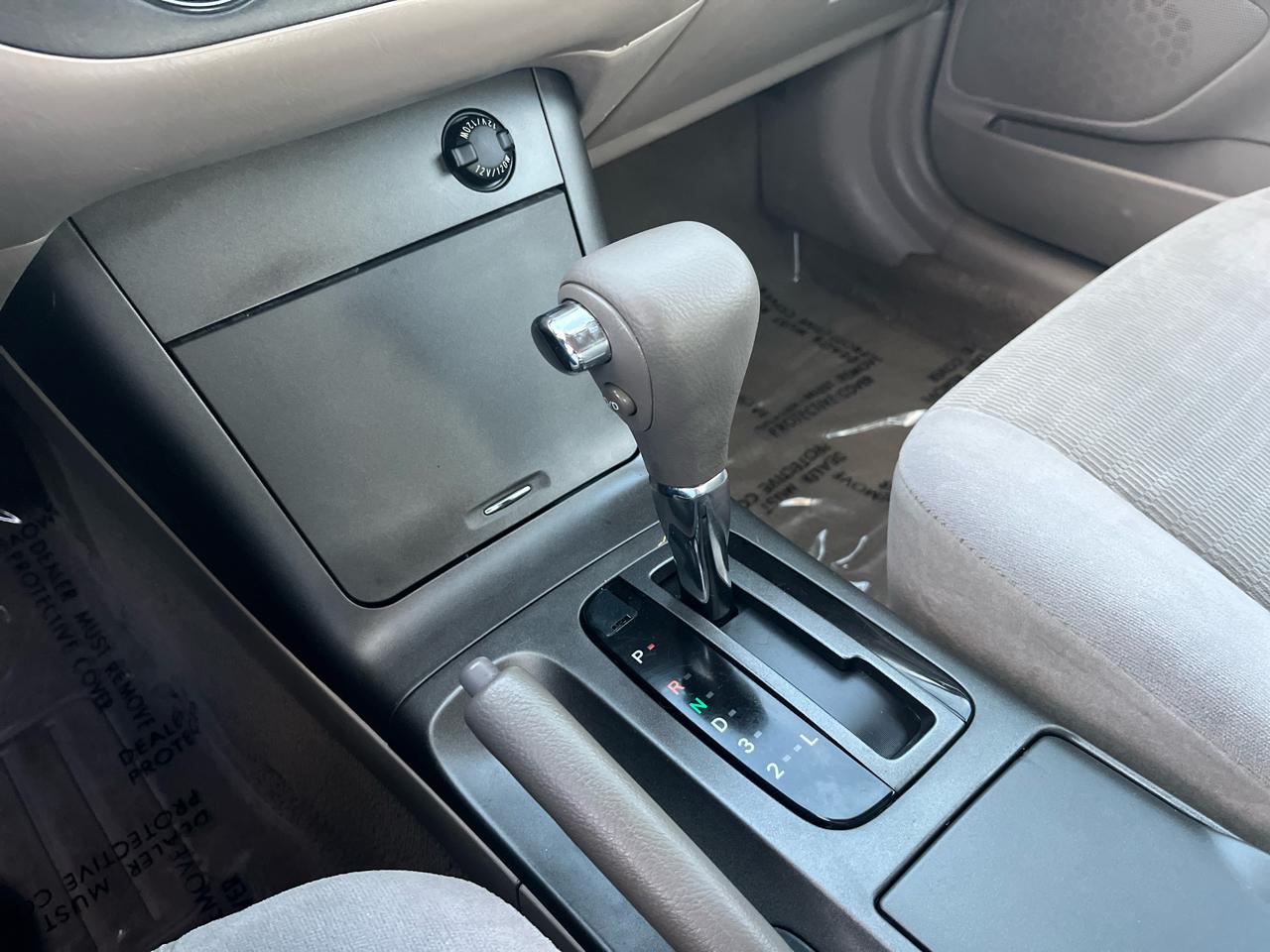 Toyota Camry LE 2005