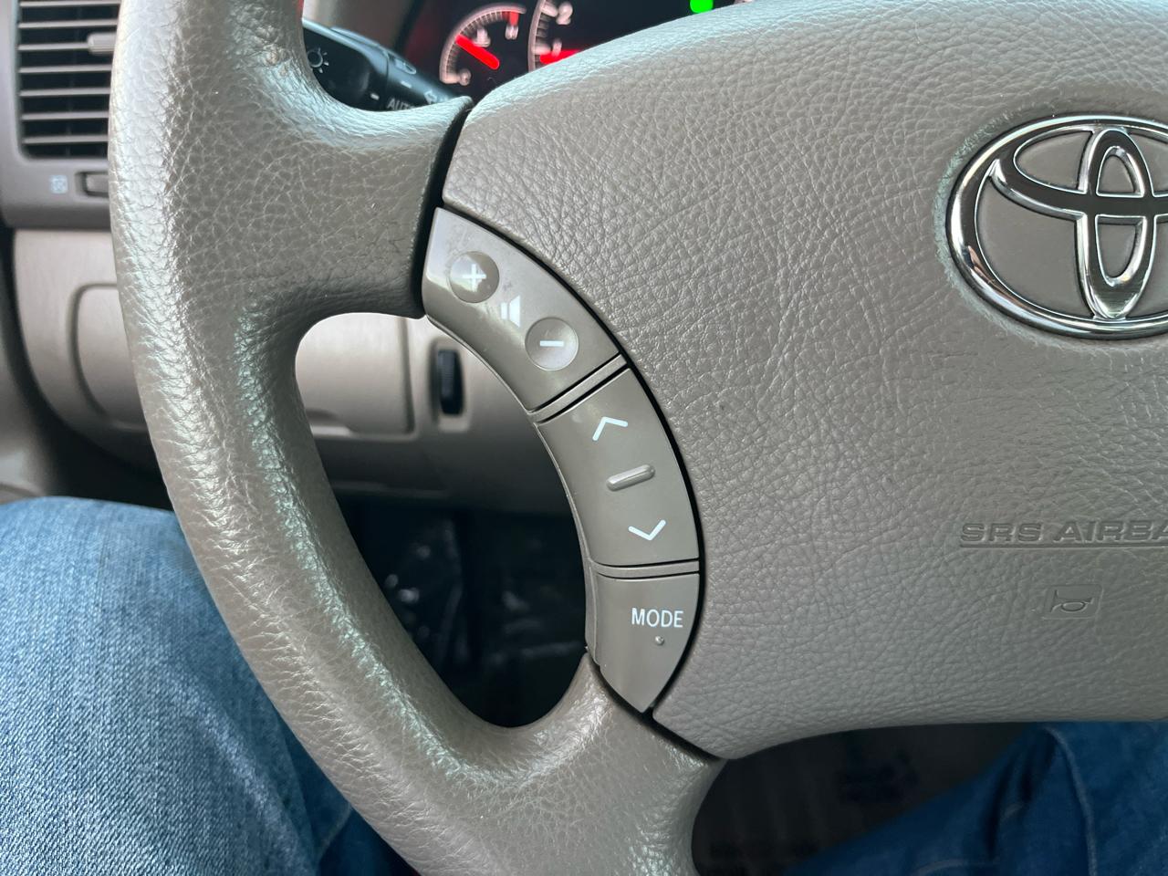 Toyota Camry LE 2005