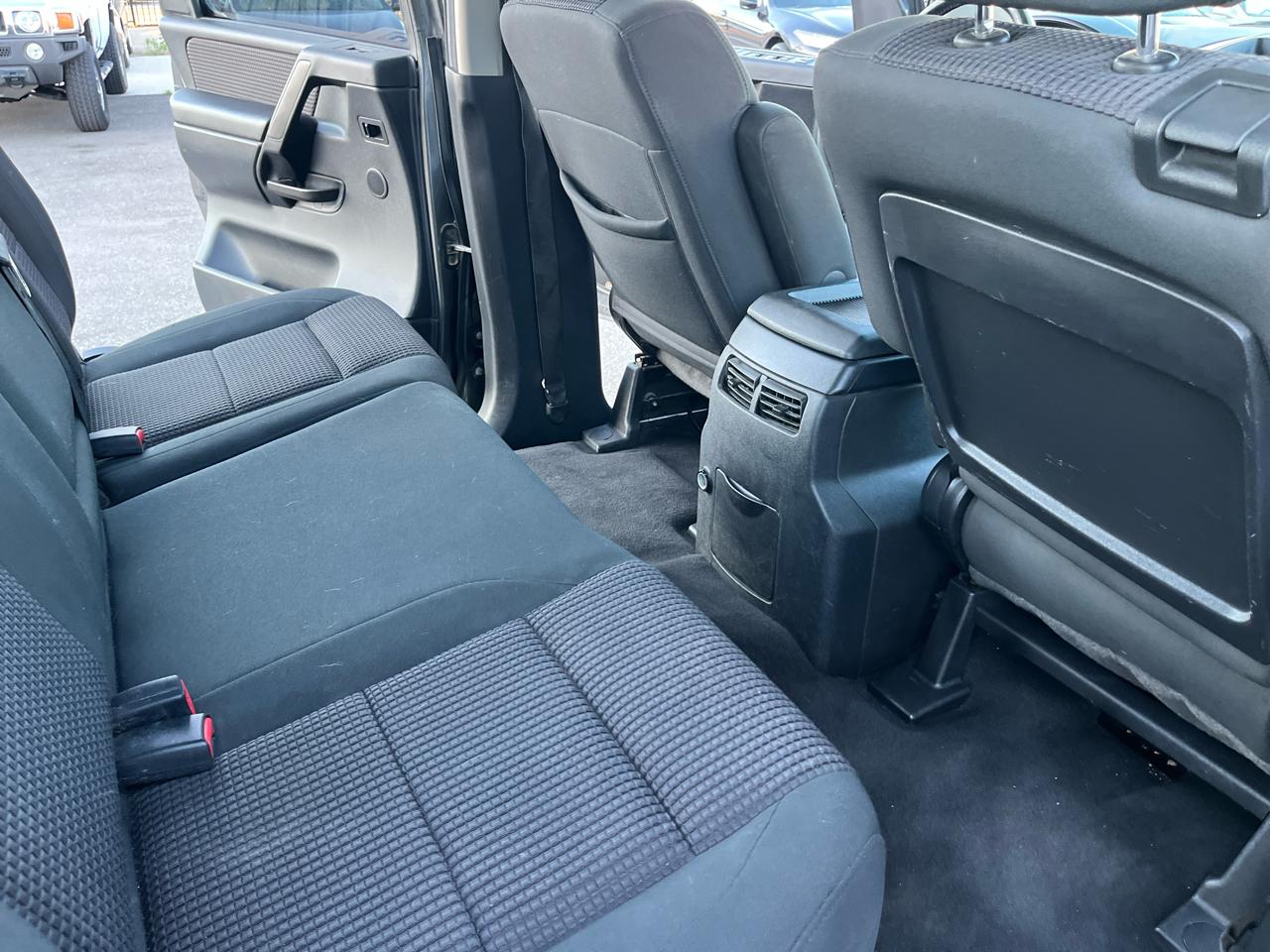 Nissan Titan LE Crew Cab 2WD SWB 2010