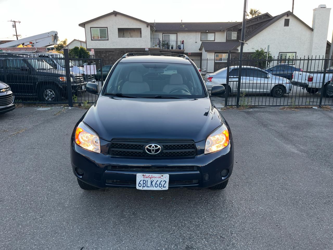 Toyota RAV4 Base I4 2WD 2007