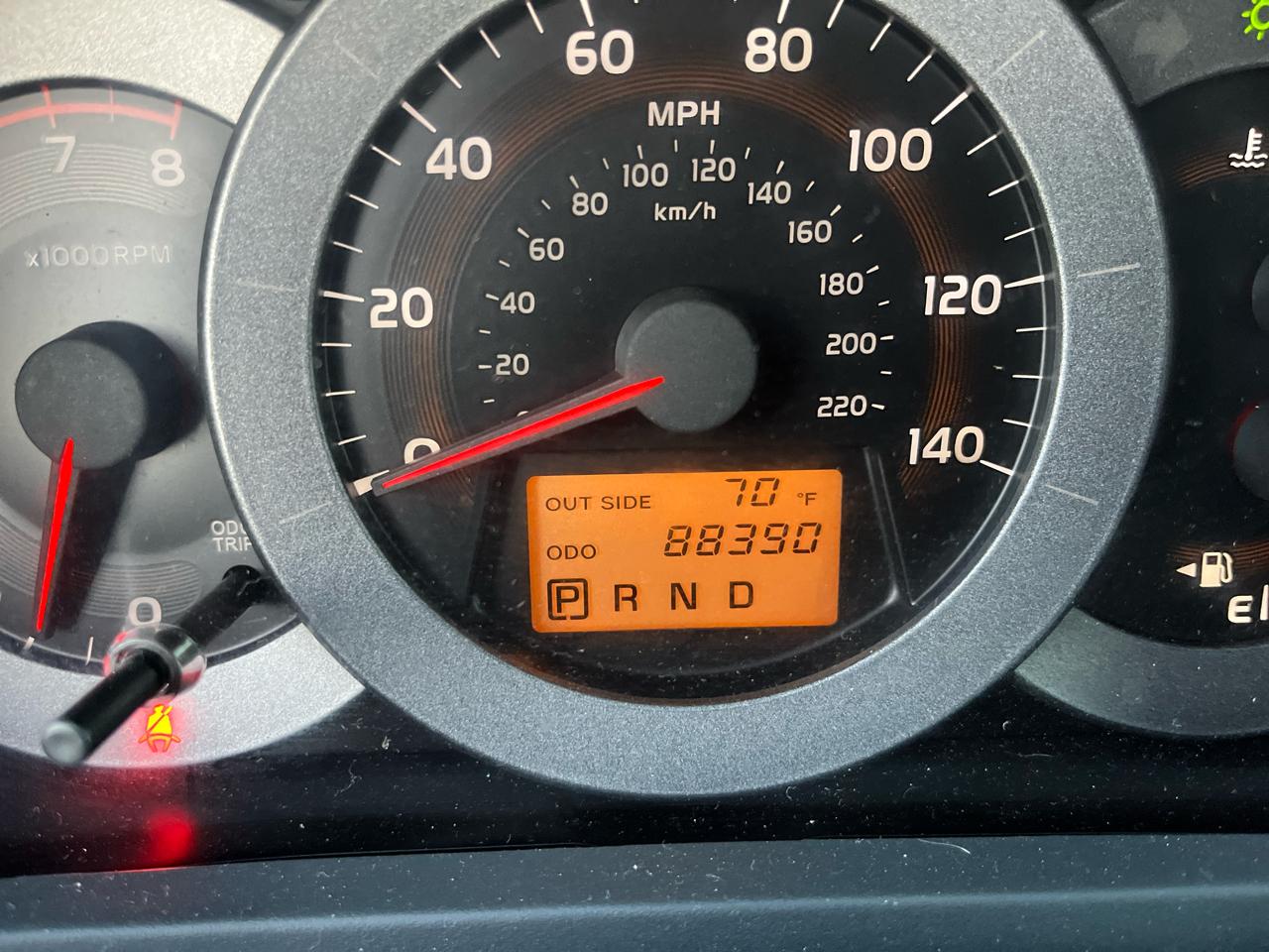 Toyota RAV4 Base I4 2WD 2007