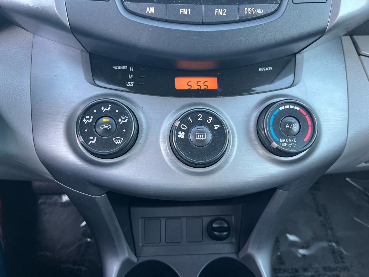 Toyota RAV4 Base I4 2WD 2007