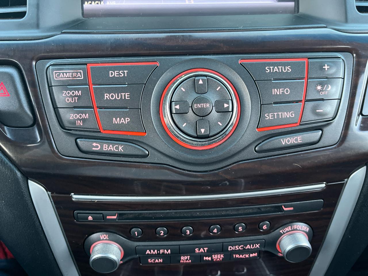 Nissan Pathfinder SV 2WD 2015