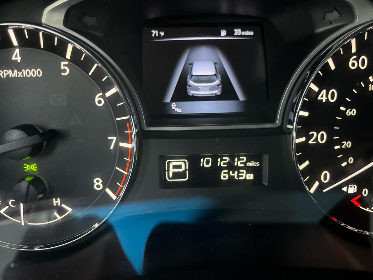 Nissan Pathfinder SV 2WD 2015