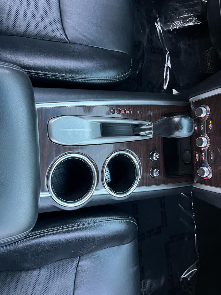 Nissan Pathfinder SV 2WD 2015