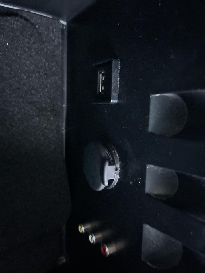 Nissan Pathfinder SV 2WD 2015