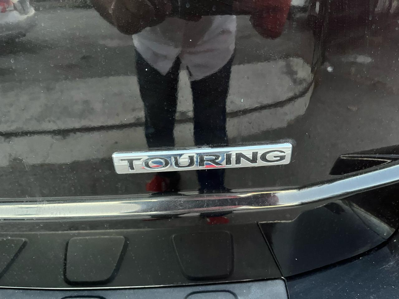 Honda Pilot Touring 2WD 5-Spd AT with DVD 2011