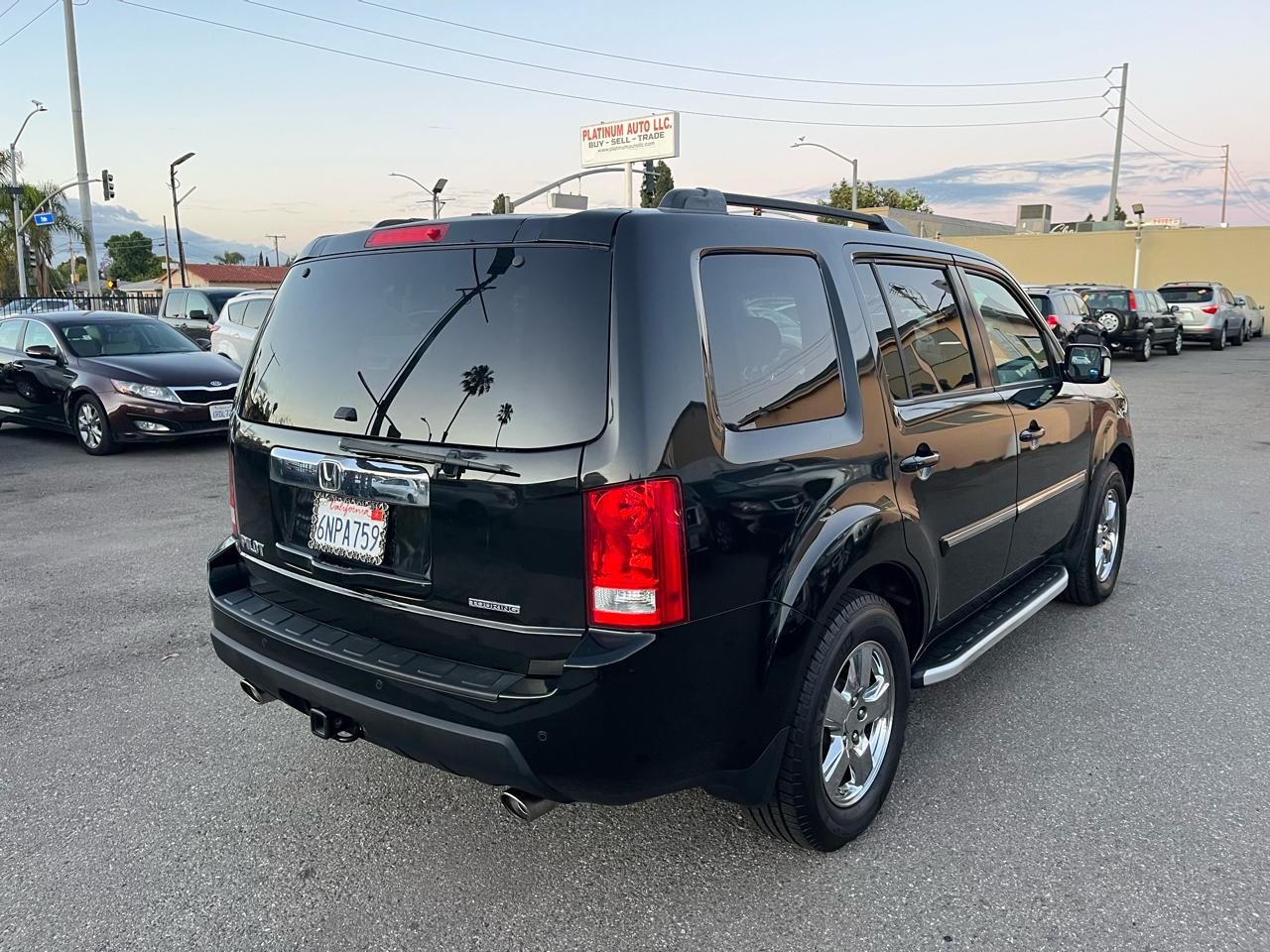 Honda Pilot Touring 2WD 5-Spd AT with DVD 2011