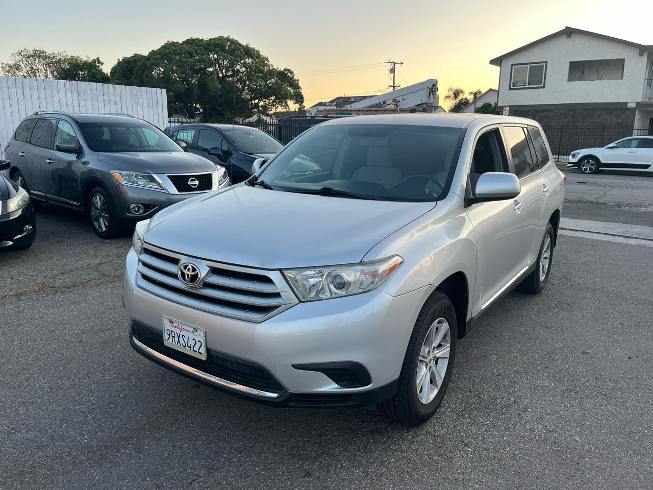 Toyota Highlander Base 2WD I4 2012