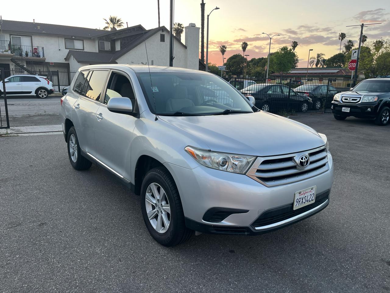 Toyota Highlander Base 2WD I4 2012