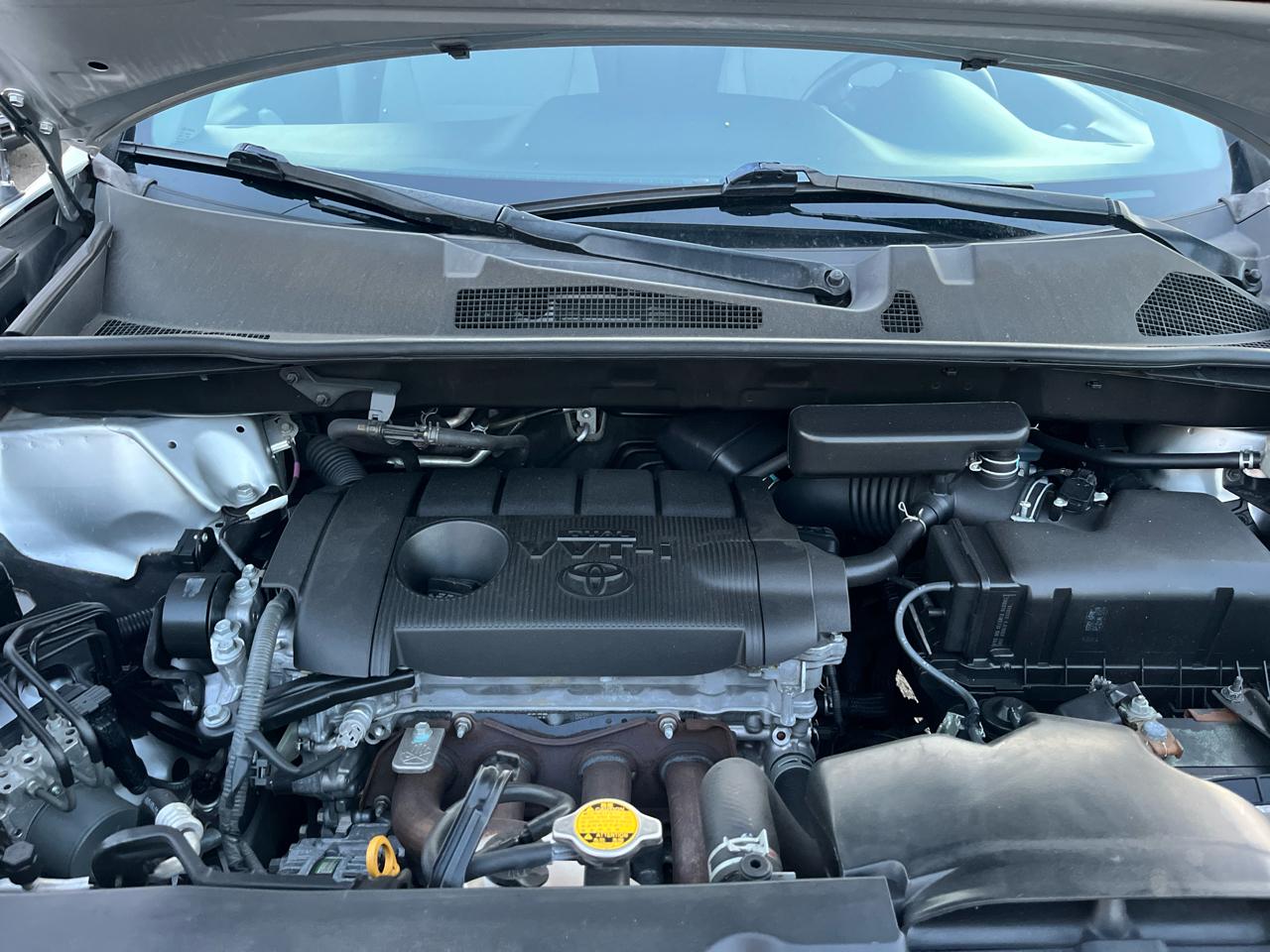 Toyota Highlander Base 2WD I4 2012