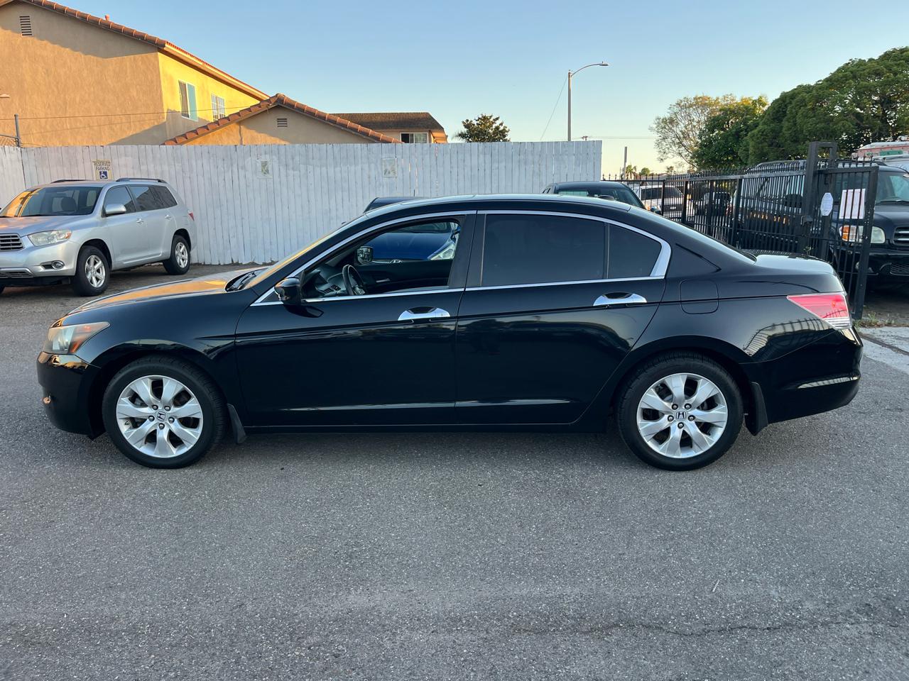 Honda Accord EX-L V-6 Sedan AT 2008