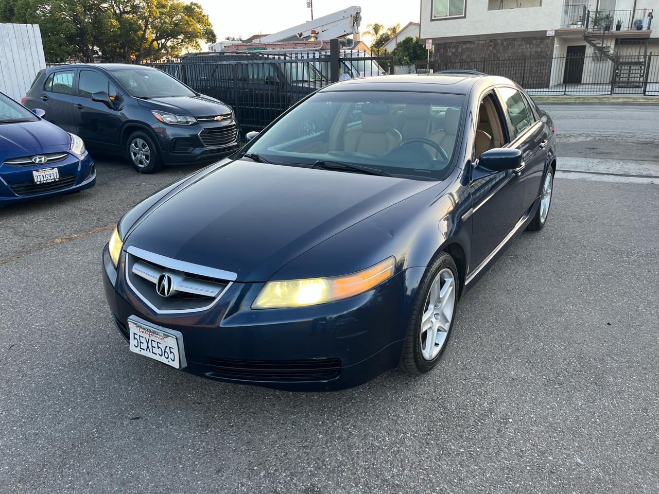 2004 Acura TL 5-Speed AT