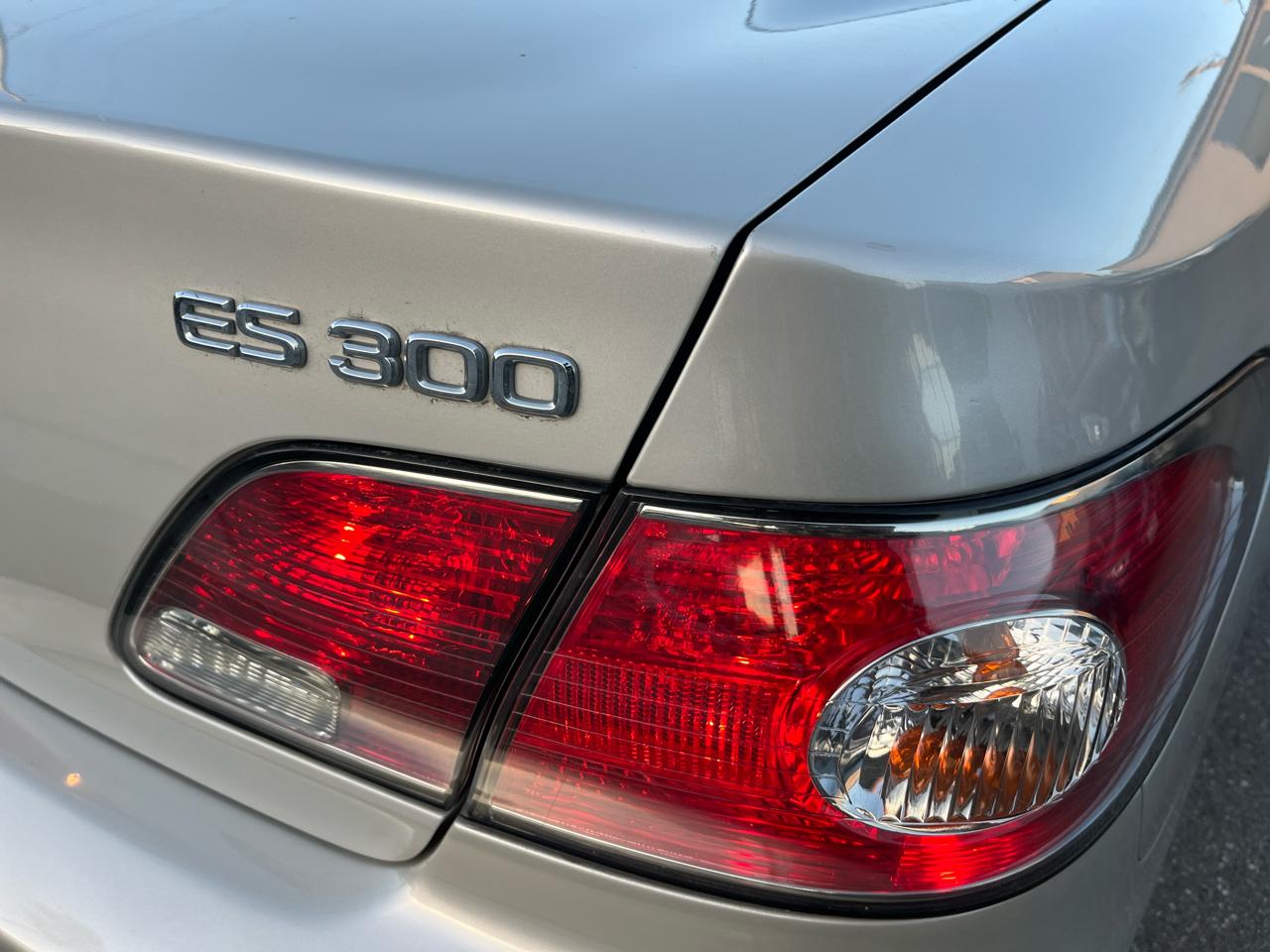 Lexus ES 300 Sedan 2003