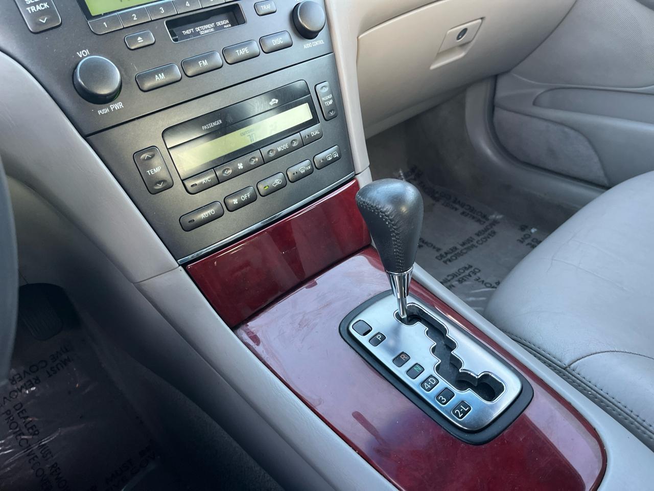 Lexus ES 300 Sedan 2003