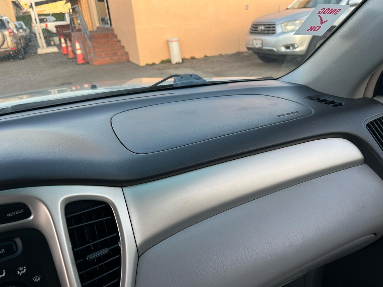 Toyota Highlander Limited V6 2WD 2006