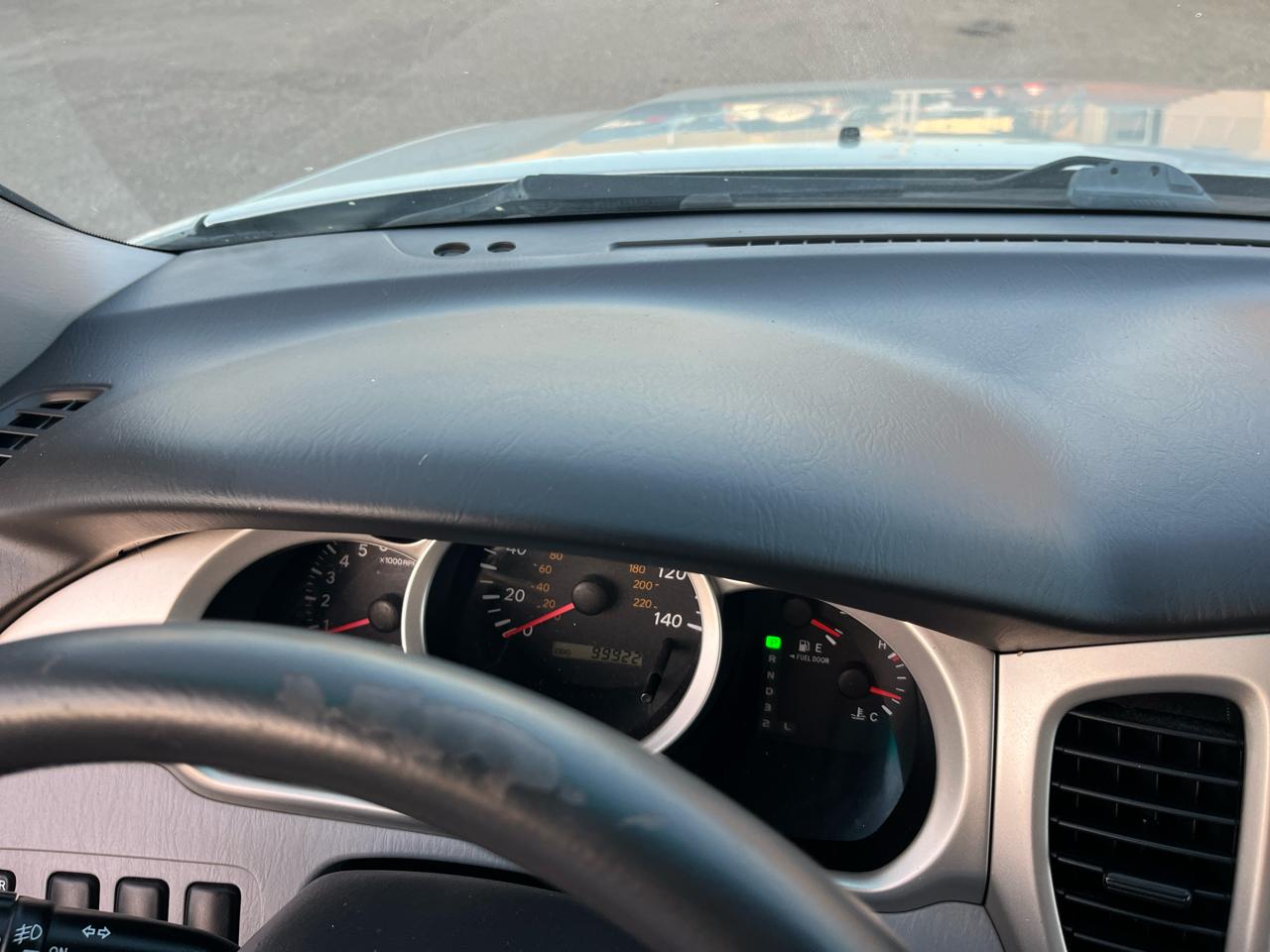 Toyota Highlander Limited V6 2WD 2006