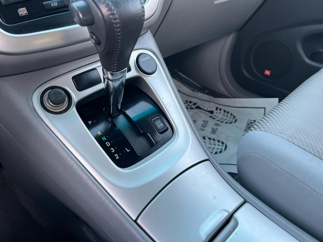 Toyota Highlander Limited V6 2WD 2006