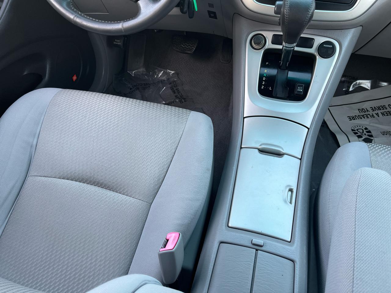 Toyota Highlander Limited V6 2WD 2006