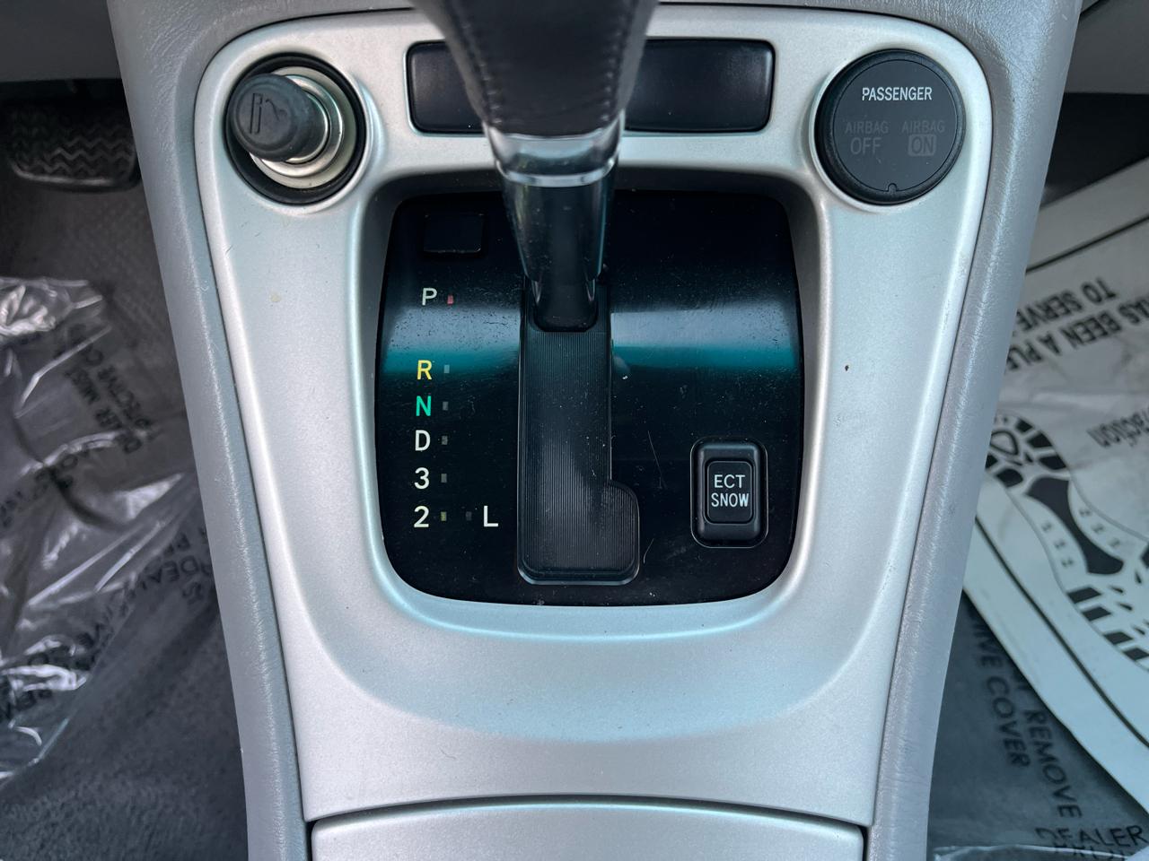 Toyota Highlander Limited V6 2WD 2006