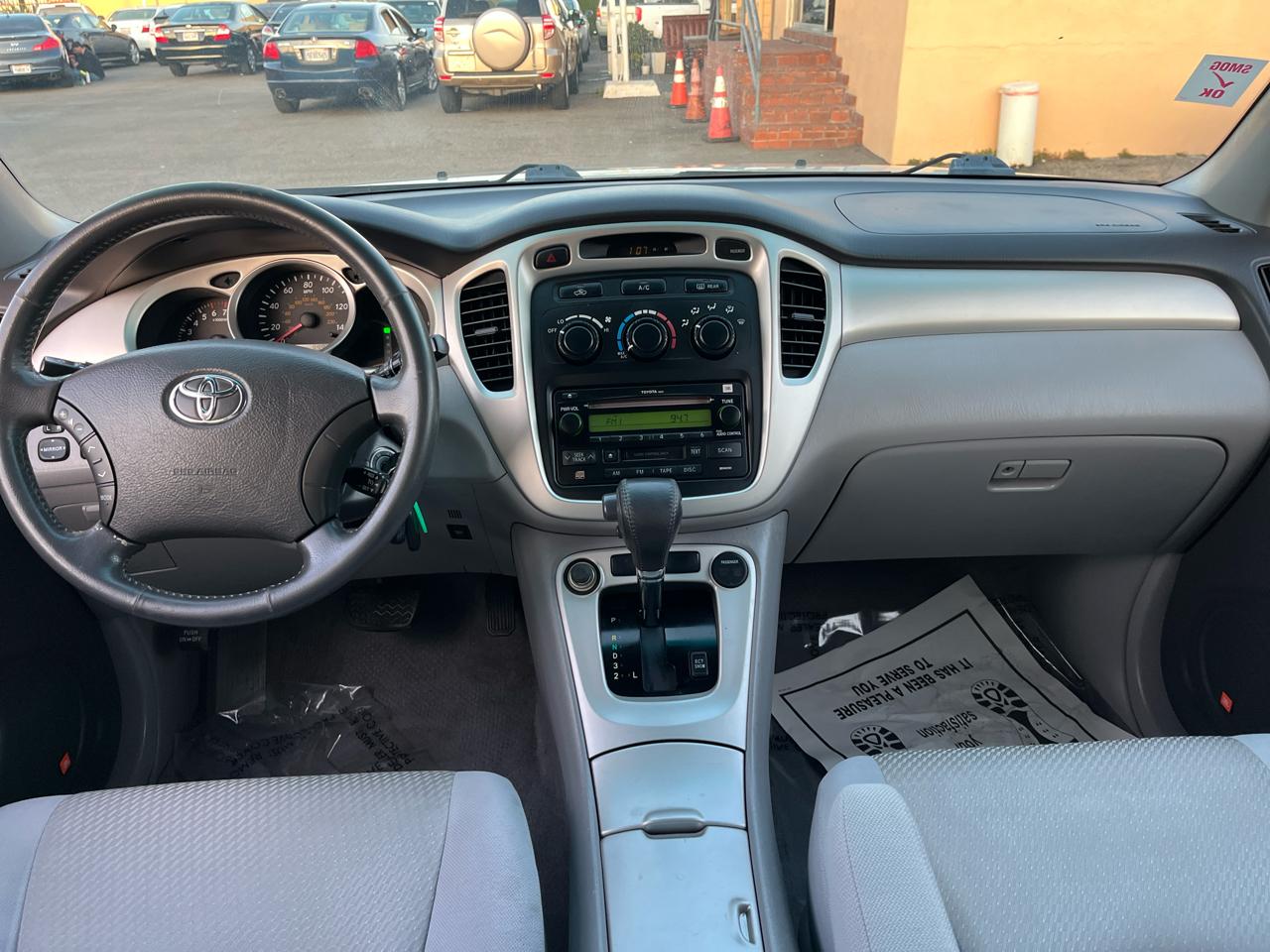 Toyota Highlander Limited V6 2WD 2006