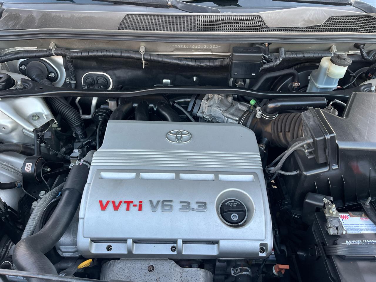 Toyota Highlander Limited V6 2WD 2006