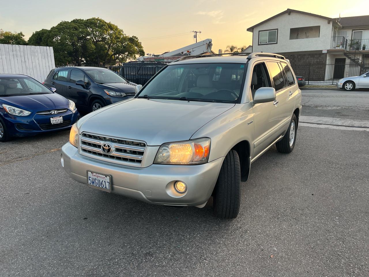 Toyota Highlander Limited V6 2WD 2006