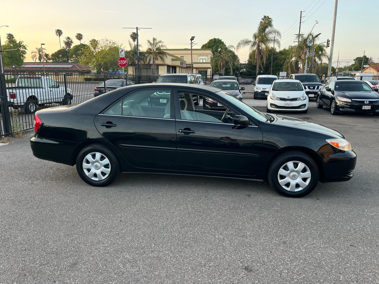 Toyota Camry Standard 2004