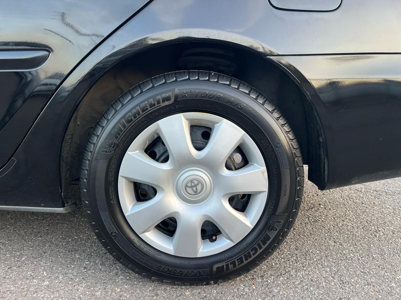 Toyota Camry Standard 2004