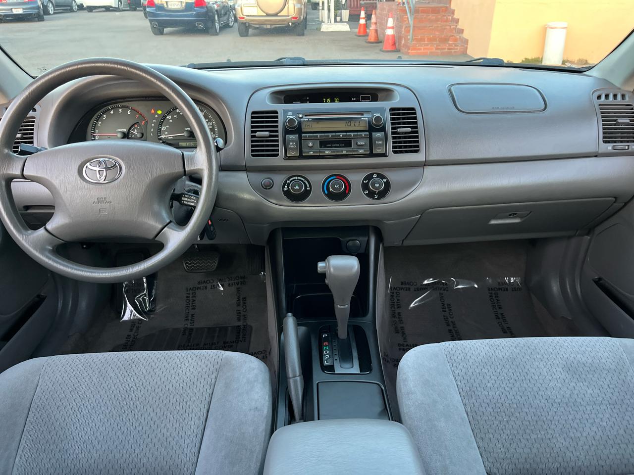 Toyota Camry Standard 2004