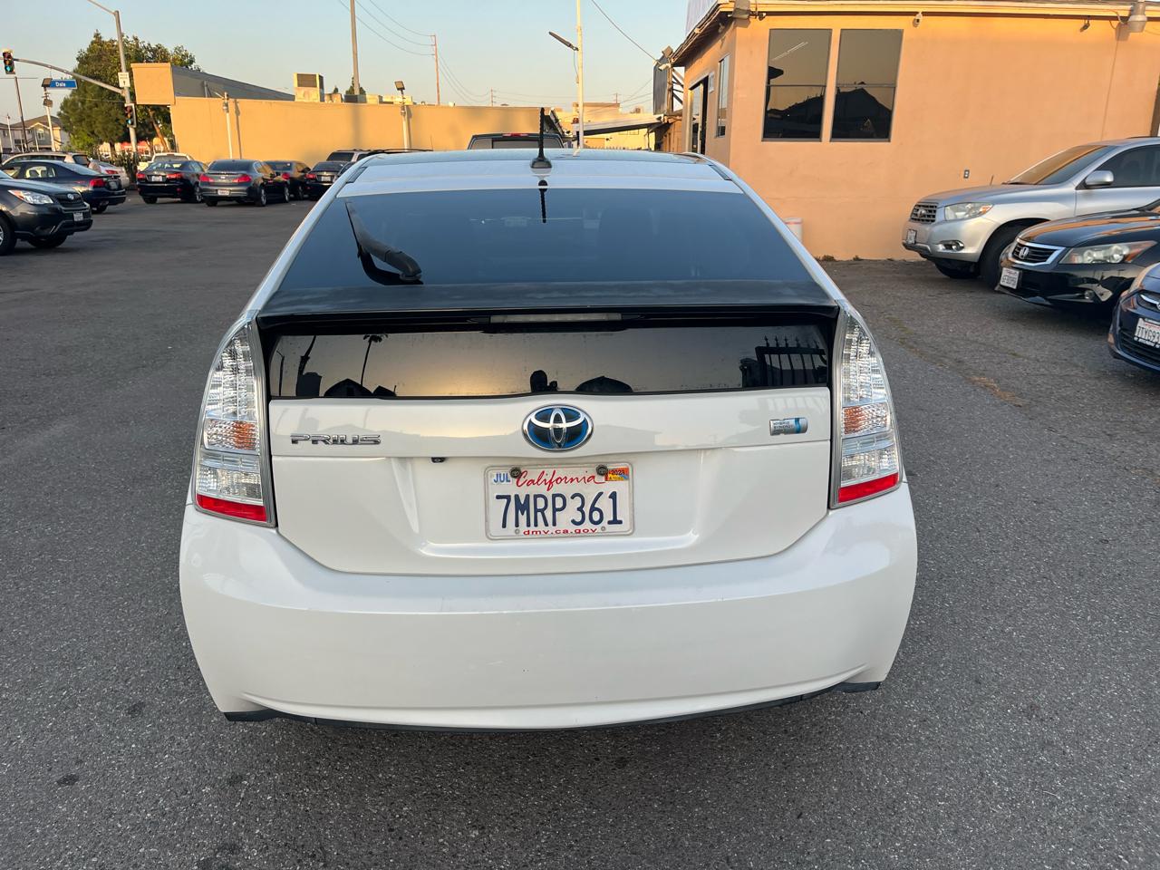 Toyota Prius Prius V 2010