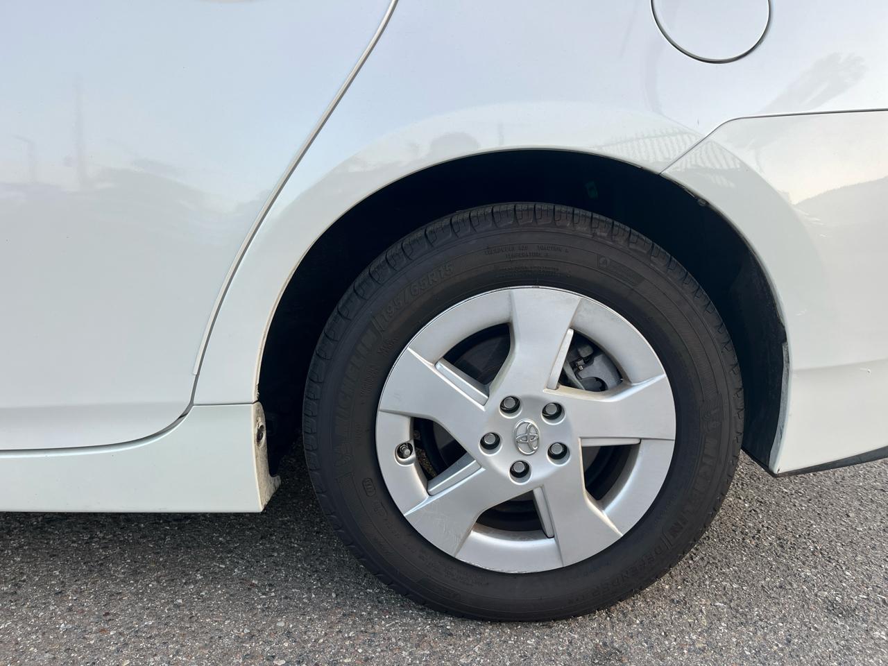 Toyota Prius Prius V 2010