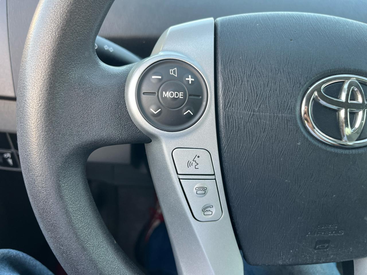 Toyota Prius Prius V 2010