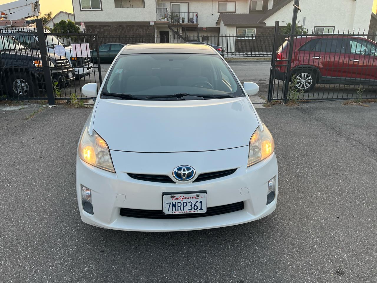 Toyota Prius Prius V 2010