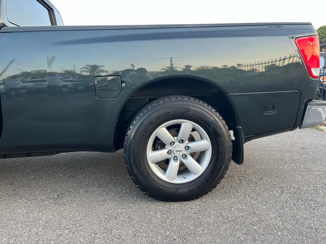 Nissan Titan LE Crew Cab 2WD LWB 2008