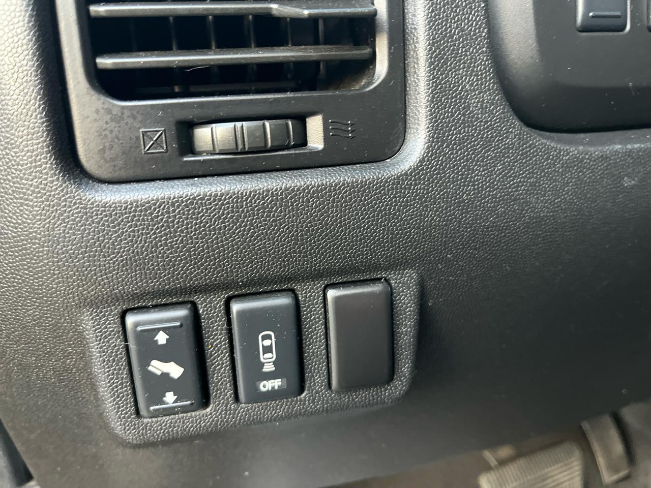 Nissan Titan LE Crew Cab 2WD LWB 2008