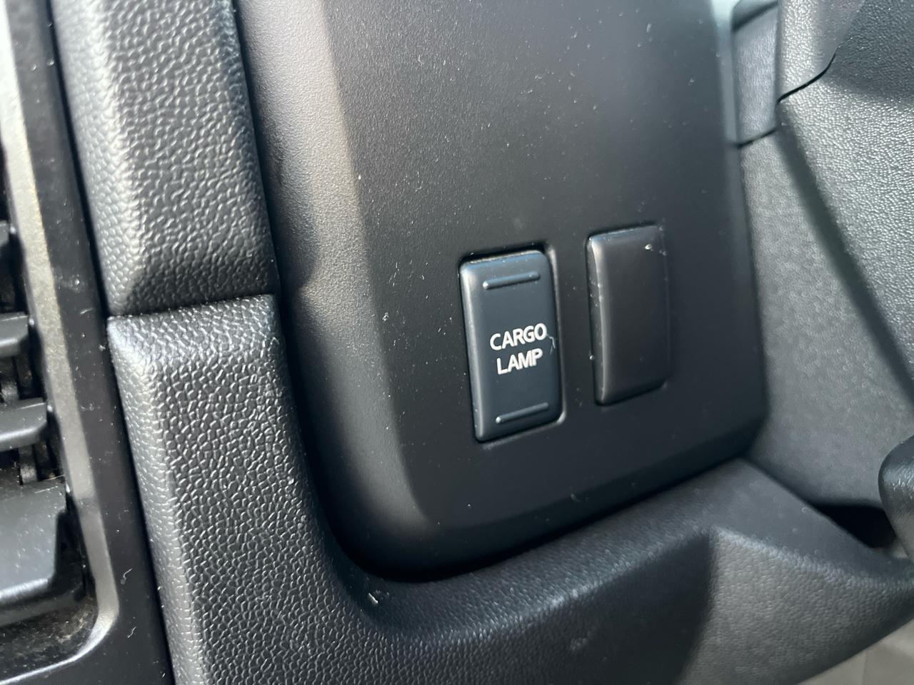 Nissan Titan LE Crew Cab 2WD LWB 2008